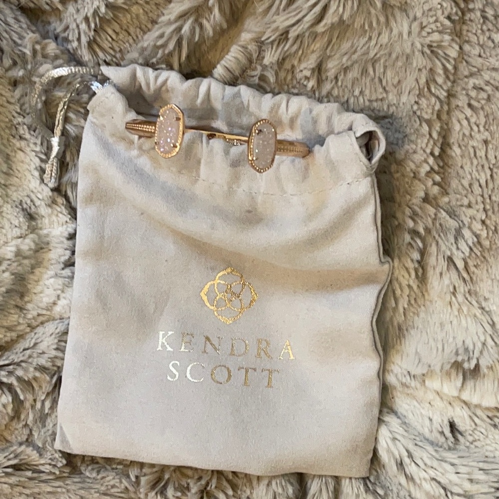 Kendra Scott Cuff bracelet